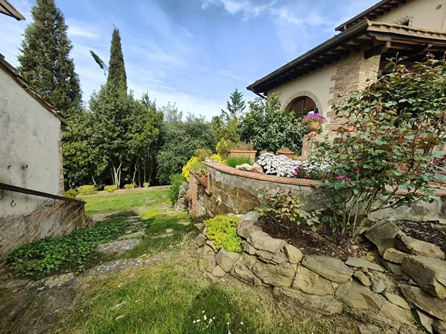 Immagine 18 di Villa in vendita  a Cerreto Guidi