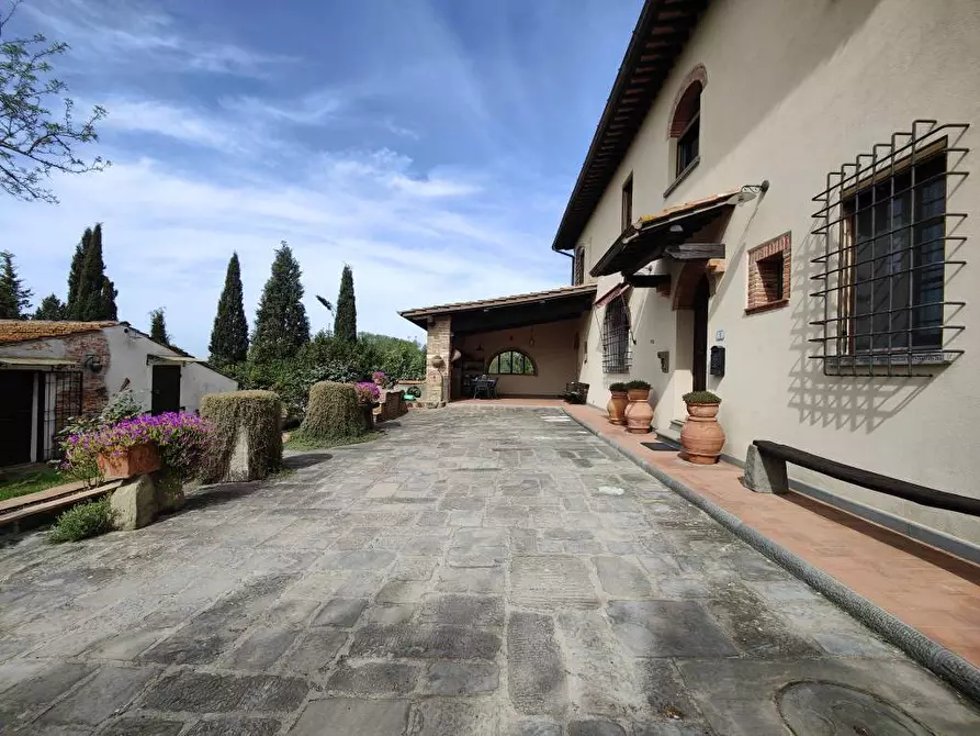 Immagine 11 di Villa in vendita  a Cerreto Guidi