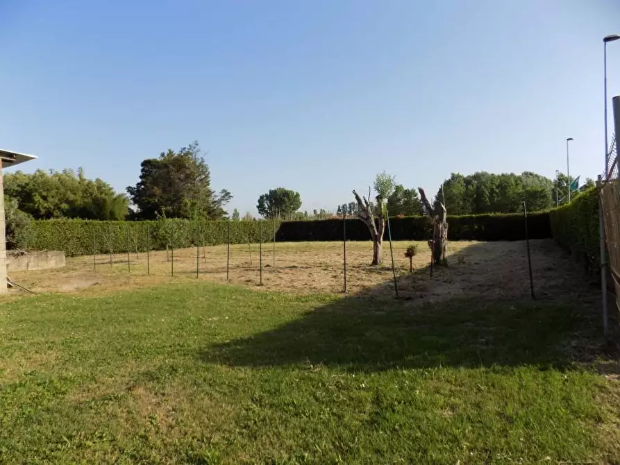 Immagine 11 di Terreno residenziale in vendita  a Fucecchio