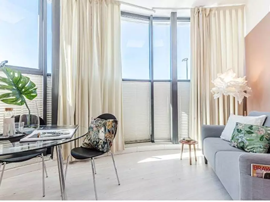 Immagine 34 di Ufficio in vendita  a Fucecchio