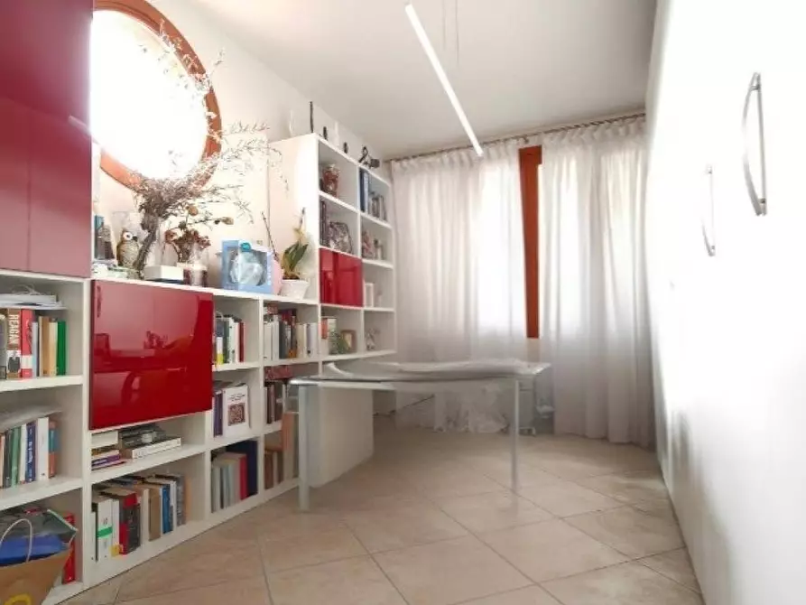 Immagine 15 di Terratetto in vendita  a Santa Croce Sull'arno