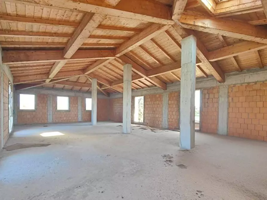 Immagine 5 di Villa in vendita  a Fucecchio