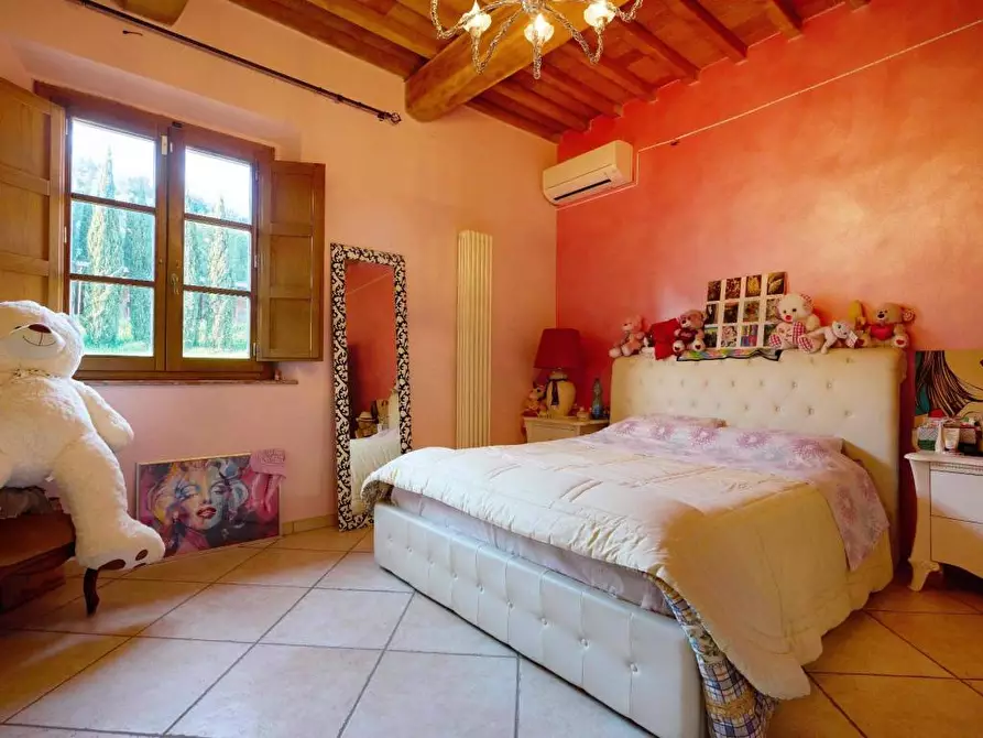 Immagine 37 di Villa in vendita  a Cerreto Guidi