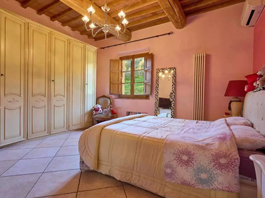 Immagine 36 di Villa in vendita  a Cerreto Guidi