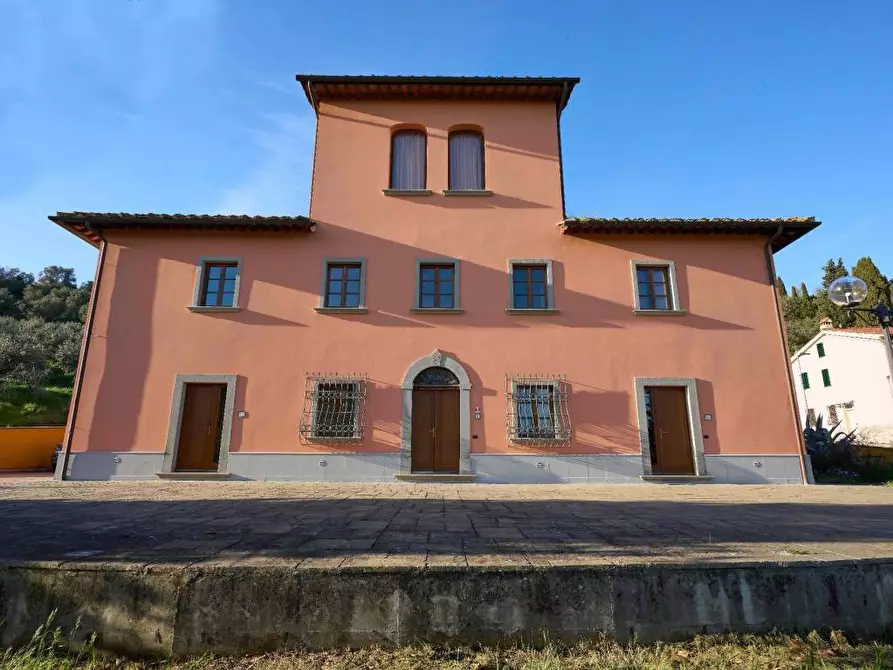 Immagine 6 di Villa in vendita  a Cerreto Guidi