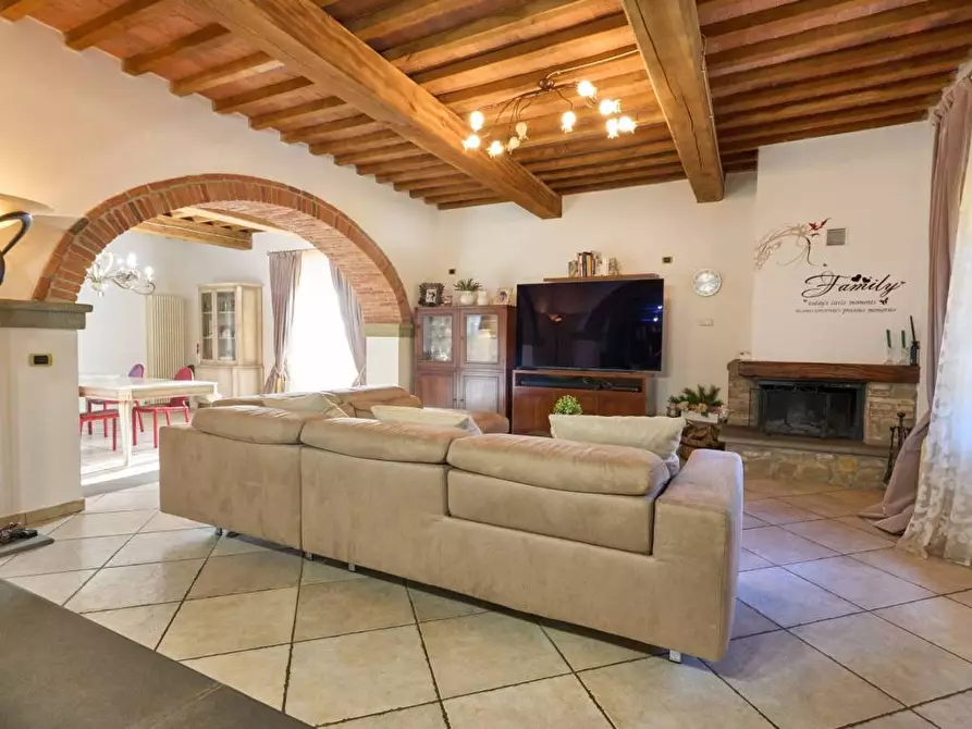 Immagine 15 di Villa in vendita  a Cerreto Guidi