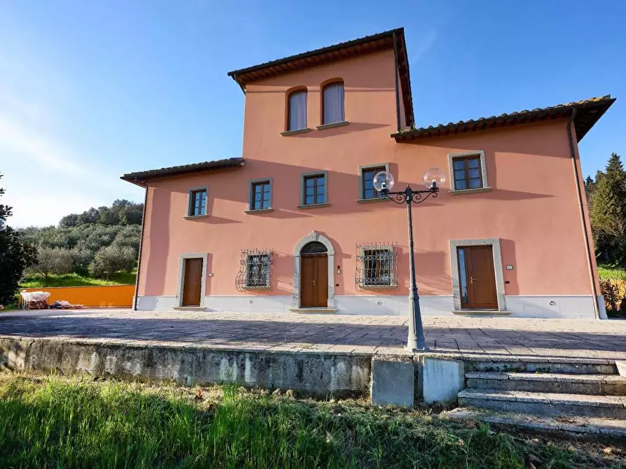 Immagine 5 di Villa in vendita  a Cerreto Guidi