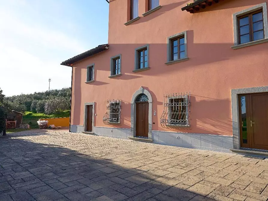 Immagine 8 di Villa in vendita  a Cerreto Guidi