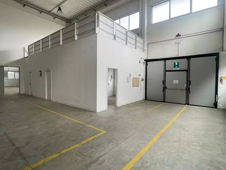 Immagine 14 di Capannone industriale in vendita  a San Miniato