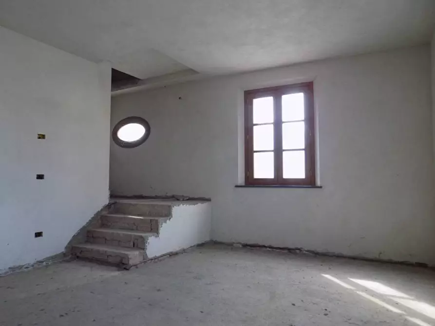 Immagine 2 di Casa bifamiliare in vendita  a Fucecchio