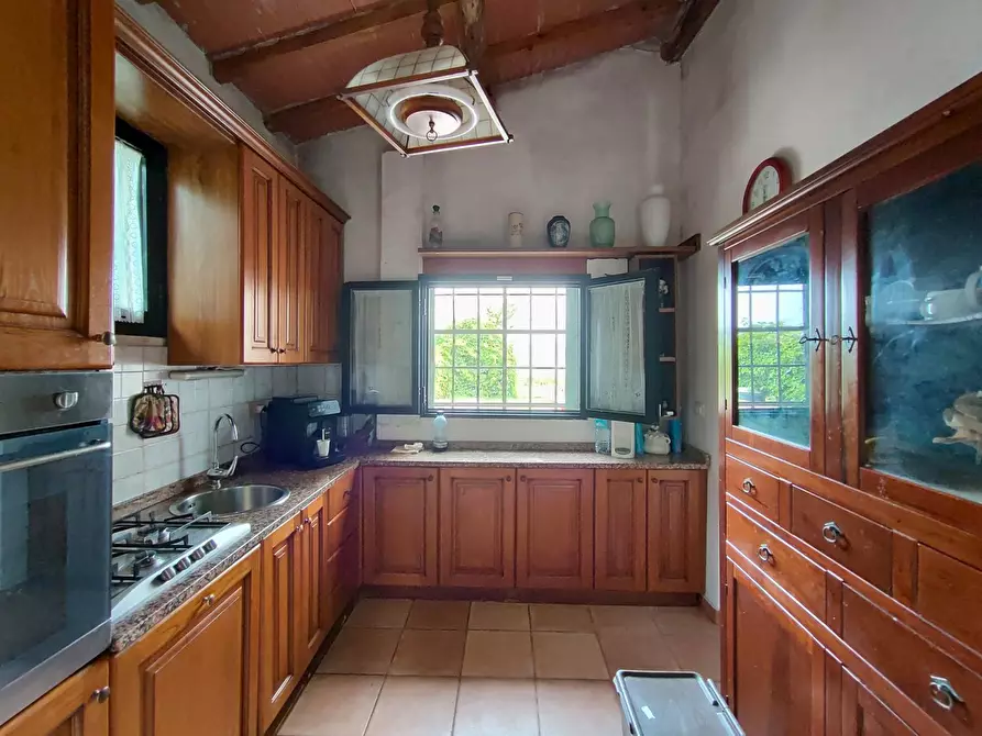 Immagine 5 di Villetta a schiera in vendita  a Pisa