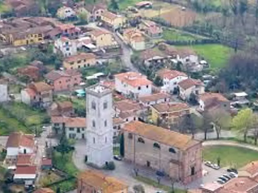 Immagine 8 di Rustico / casale in vendita  a Altopascio