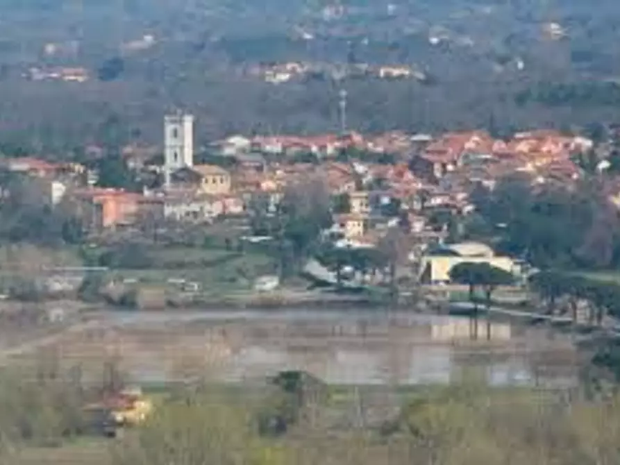 Immagine 7 di Rustico / casale in vendita  a Altopascio