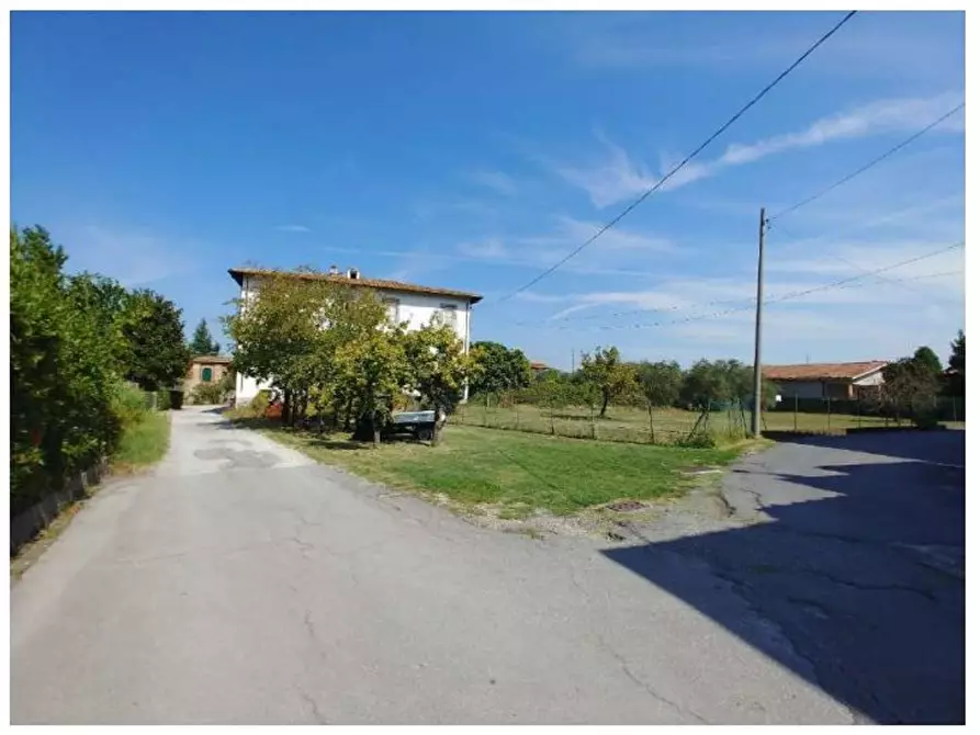 Immagine 20 di Villa in vendita  a Capannori