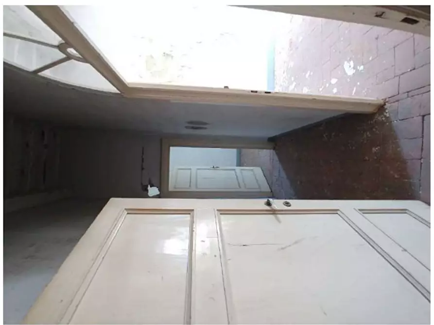 Immagine 25 di Villa in vendita  a Capannori