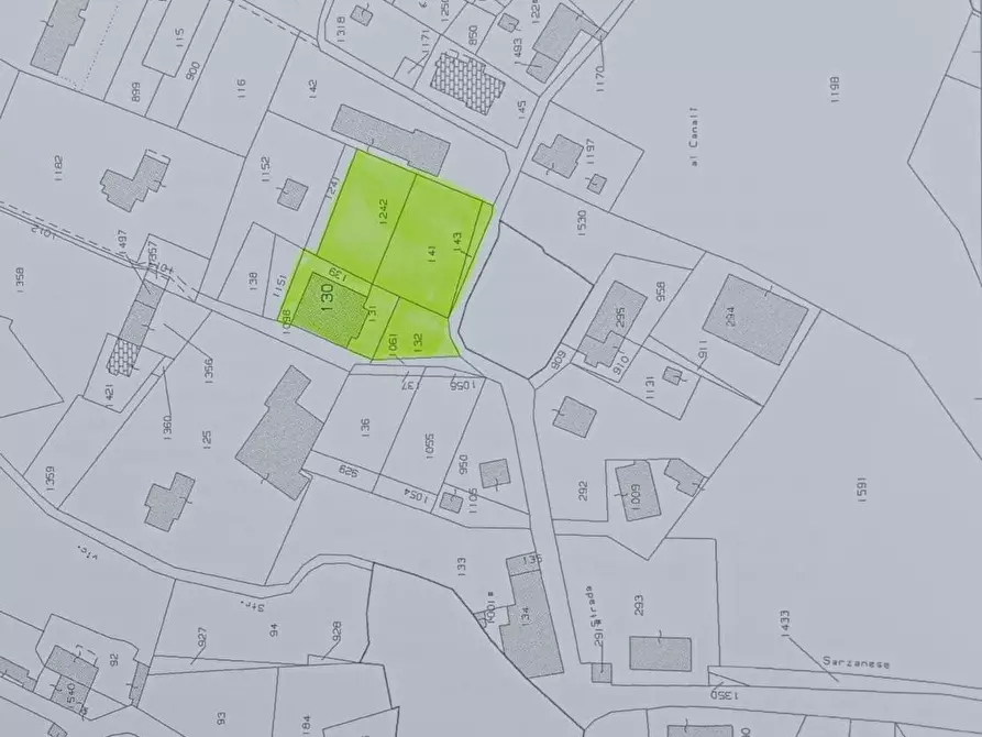 Immagine 4 di Villa in vendita  a Capannori