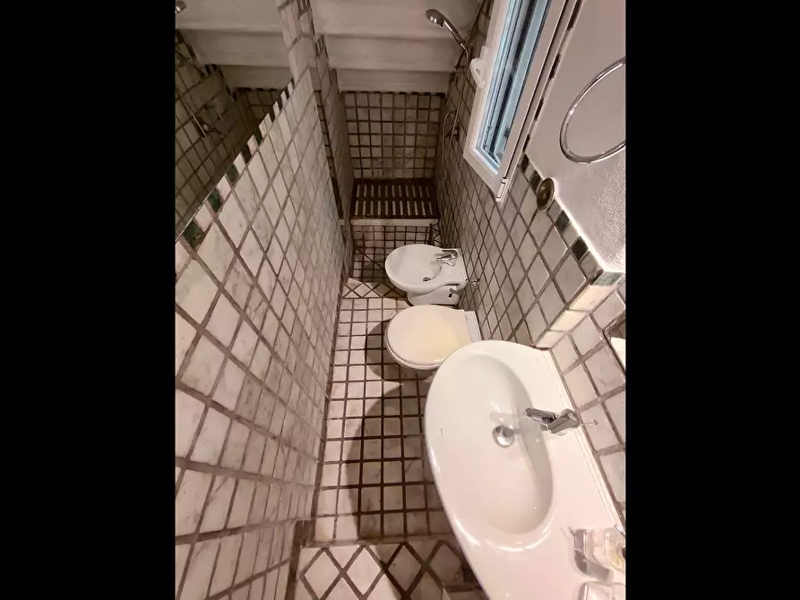 Immagine 15 di Appartamento in vendita  a Pisa