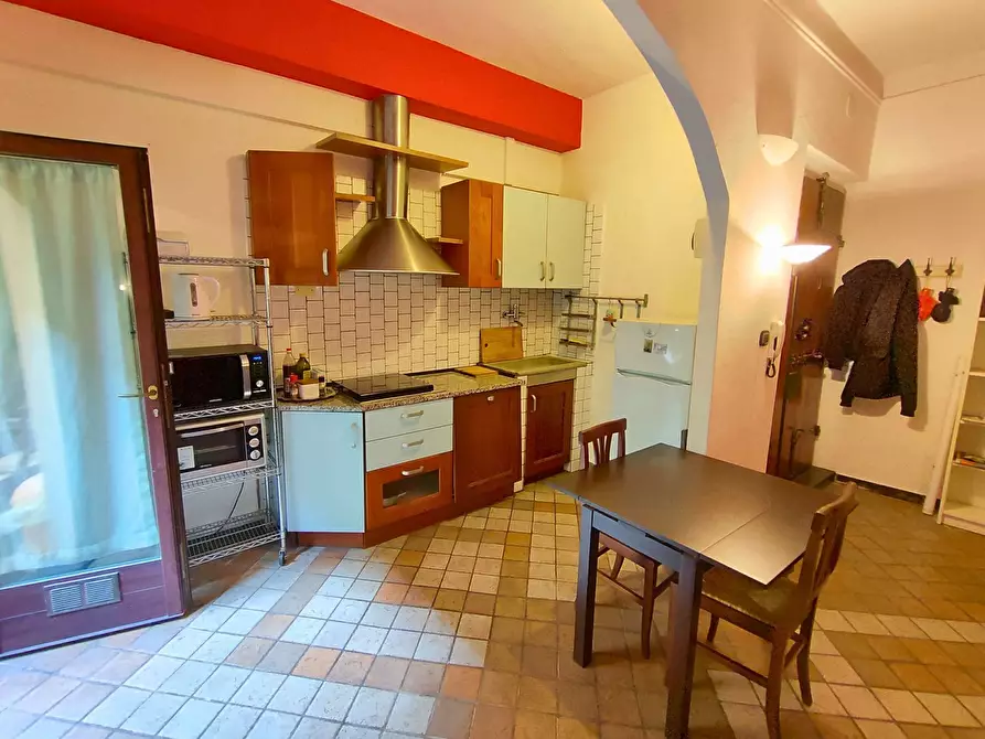 Immagine 2 di Appartamento in vendita  a Pisa