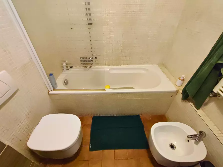 Immagine 21 di Villetta a schiera in vendita  a San Giuliano Terme