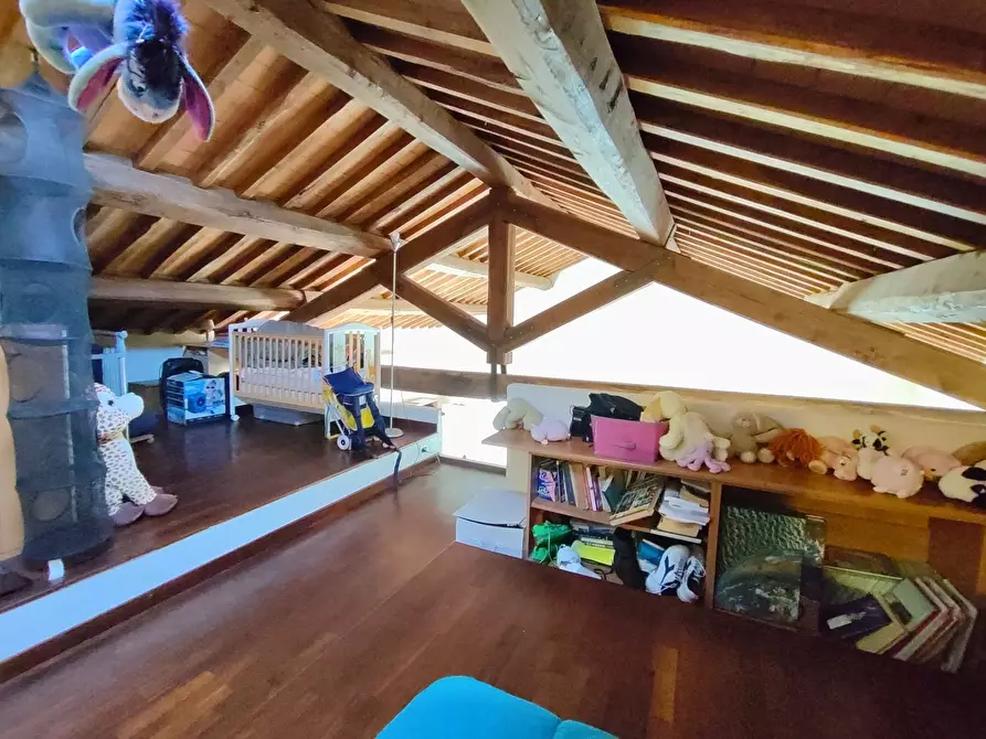 Immagine 23 di Villetta a schiera in vendita  a San Giuliano Terme