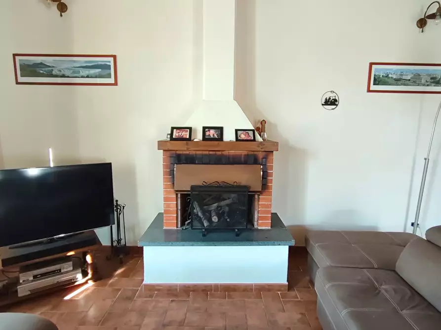 Immagine 12 di Villetta a schiera in vendita  a San Giuliano Terme