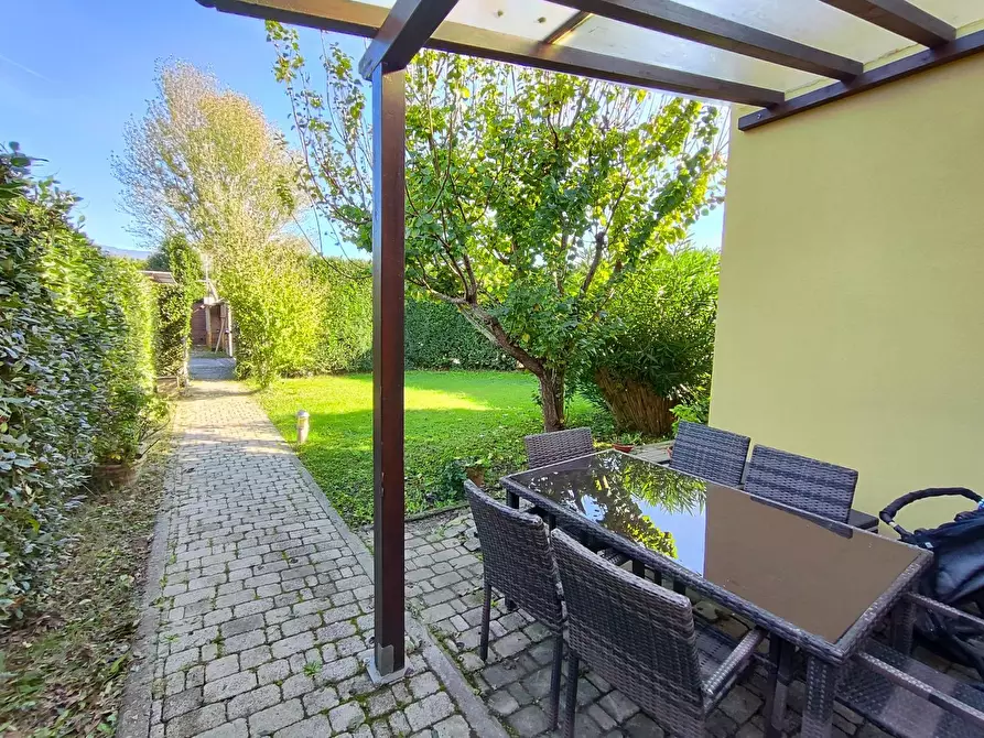 Immagine 26 di Villetta a schiera in vendita  a San Giuliano Terme