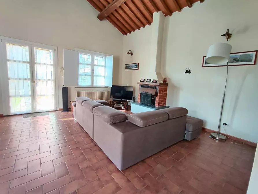 Immagine 11 di Villetta a schiera in vendita  a San Giuliano Terme