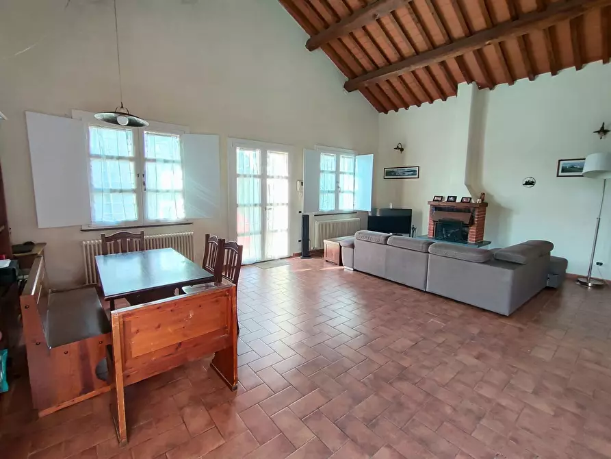 Immagine 6 di Villetta a schiera in vendita  a San Giuliano Terme