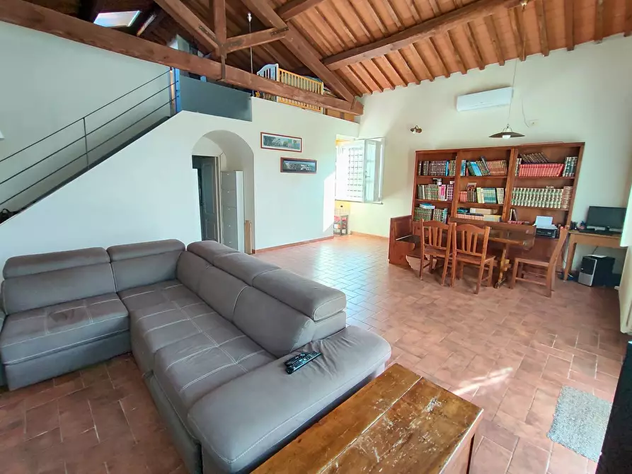 Immagine 9 di Villetta a schiera in vendita  a San Giuliano Terme