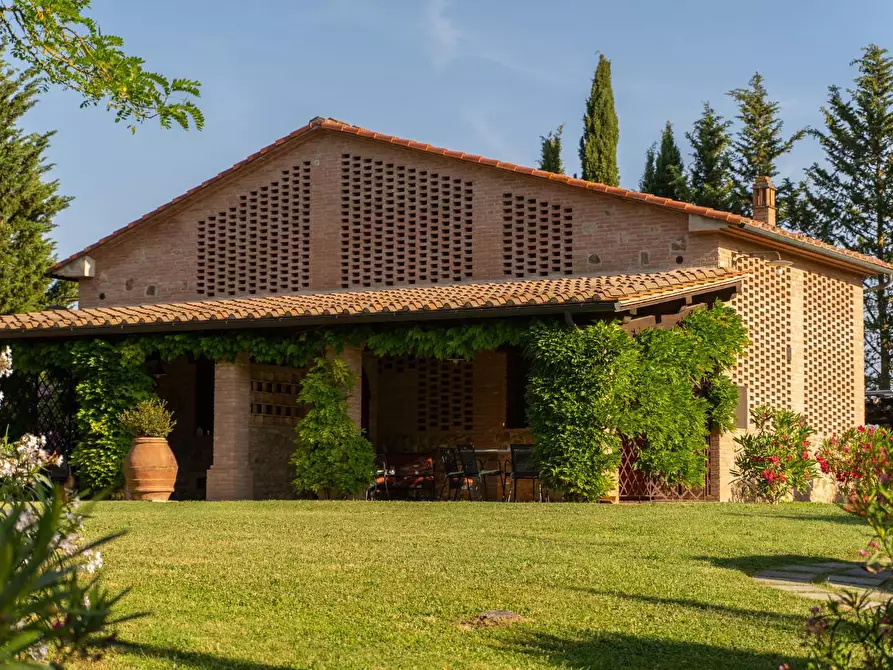 Immagine 60 di Villa in vendita  a Peccioli
