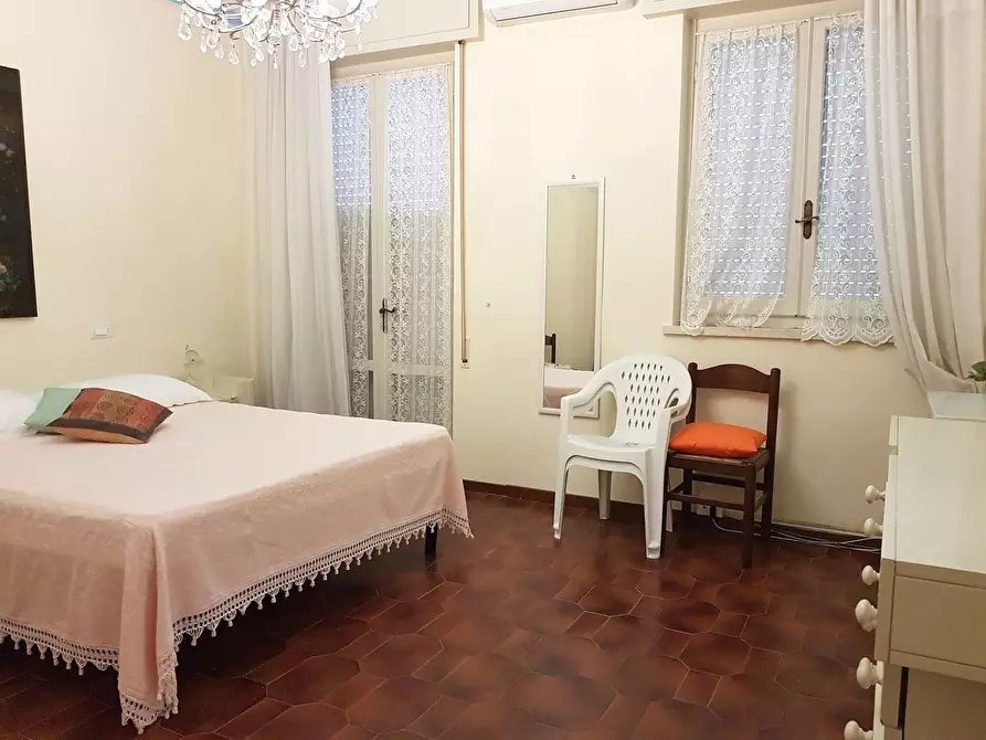 Immagine 21 di Villetta a schiera in vendita  a Viareggio