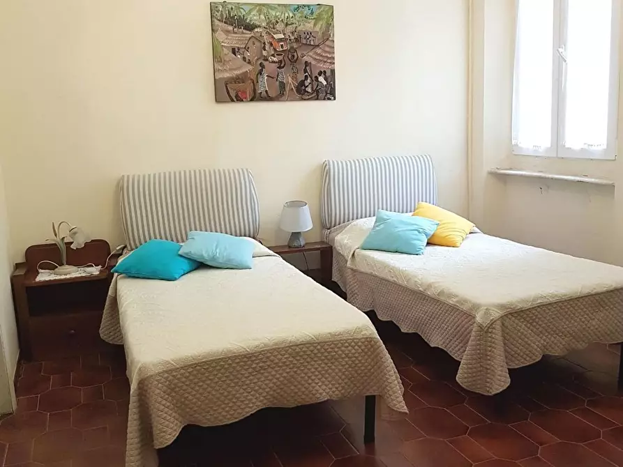 Immagine 8 di Villetta a schiera in vendita  a Viareggio