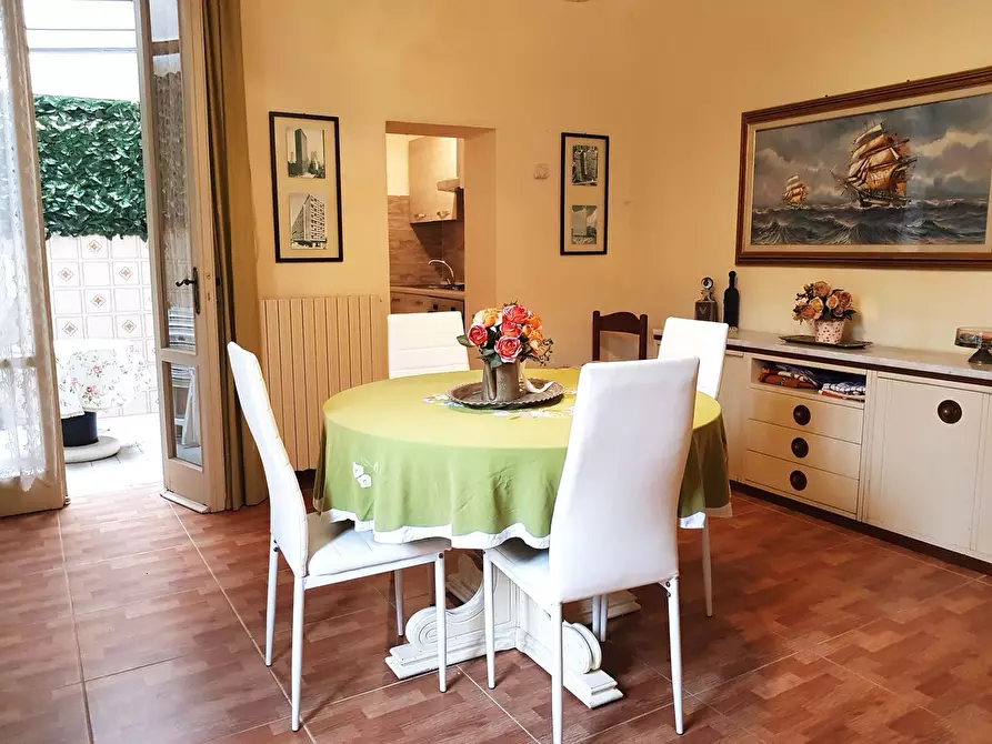 Immagine 4 di Villetta a schiera in vendita  a Viareggio