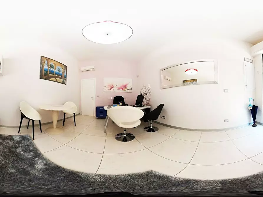 Immagine 31 di Villetta a schiera in vendita  a Viareggio