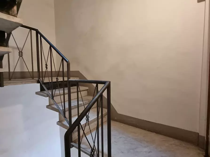 Immagine 18 di Appartamento in vendita  a Viareggio