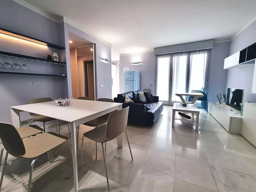 Immagine 12 di Appartamento in vendita  a Viareggio