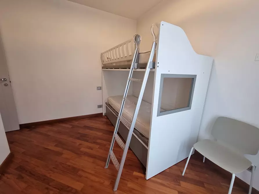 Immagine 18 di Appartamento in vendita  a Viareggio