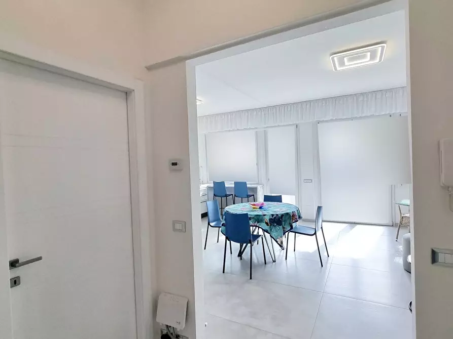 Immagine 9 di Appartamento in affitto  a Viareggio