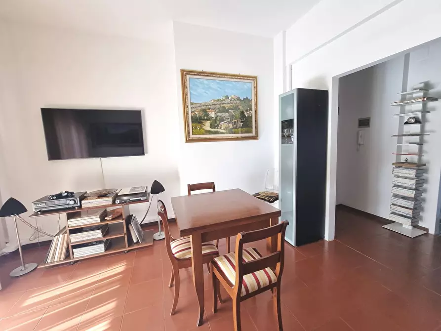 Immagine 7 di Appartamento in vendita  a Viareggio