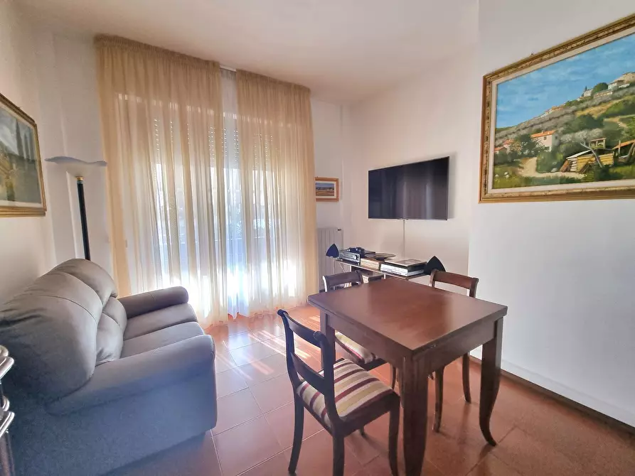 Immagine 8 di Appartamento in vendita  a Viareggio