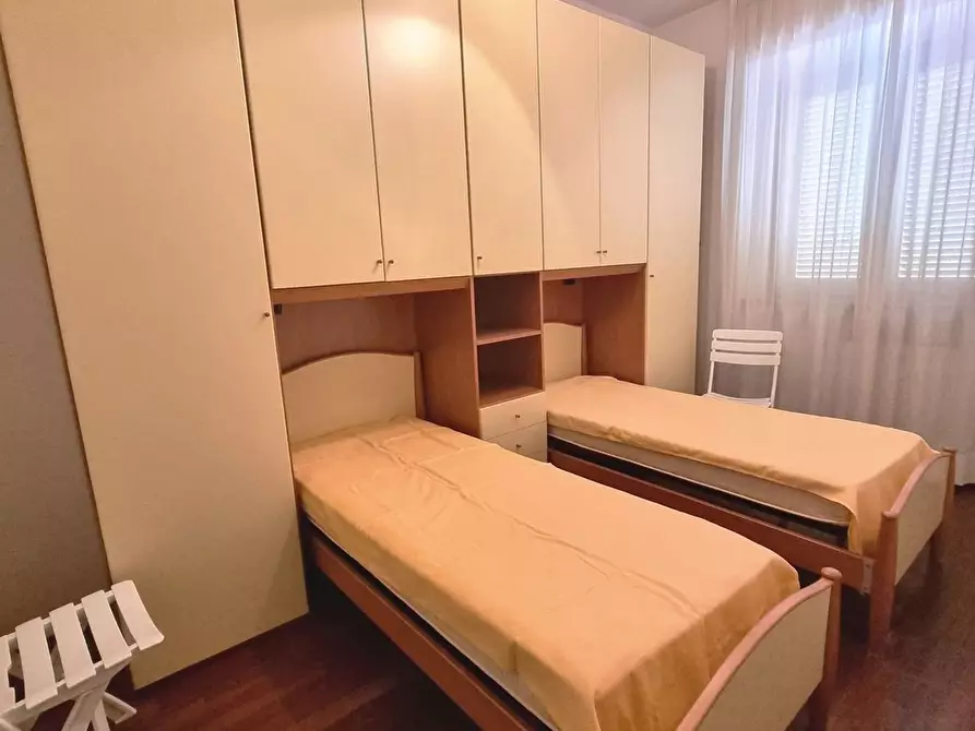 Immagine 12 di Appartamento in affitto  a Viareggio
