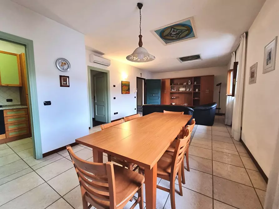 Immagine 3 di Appartamento in affitto  a Viareggio