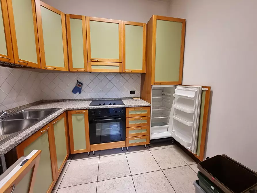 Immagine 7 di Appartamento in affitto  a Viareggio