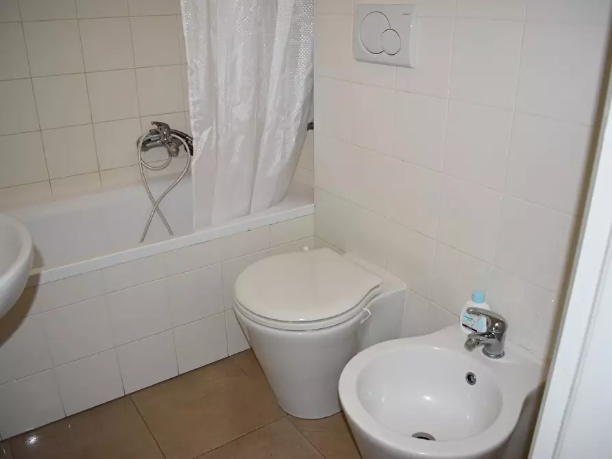 Immagine 26 di Appartamento in affitto  a Lecce