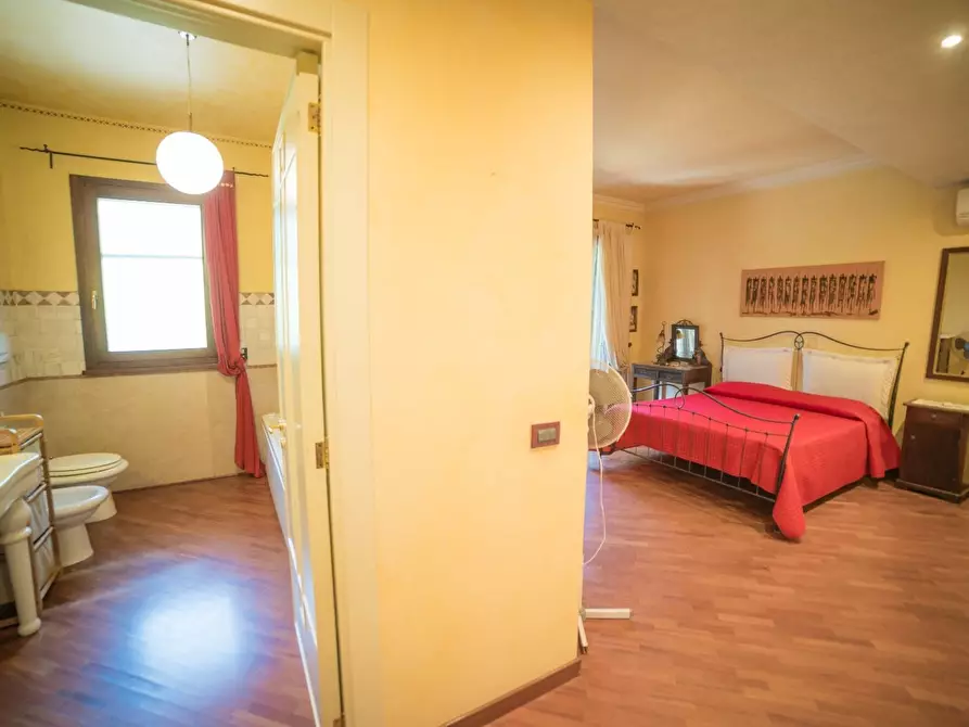 Immagine 64 di Villa in vendita  a Lizzanello