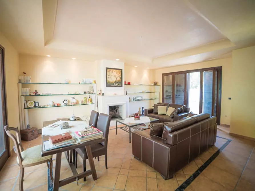 Immagine 59 di Villa in vendita  a Lizzanello