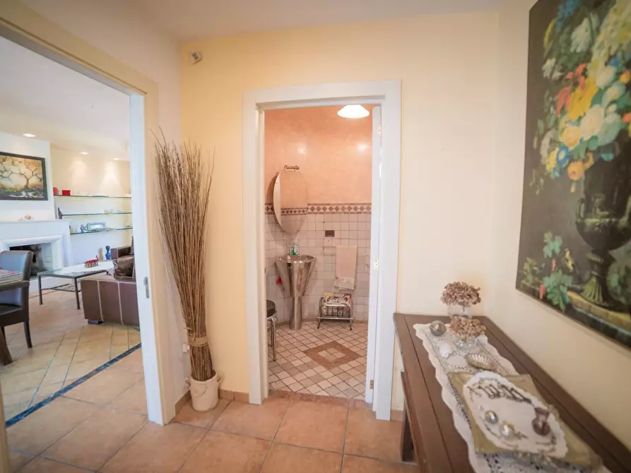 Immagine 55 di Villa in vendita  a Lizzanello