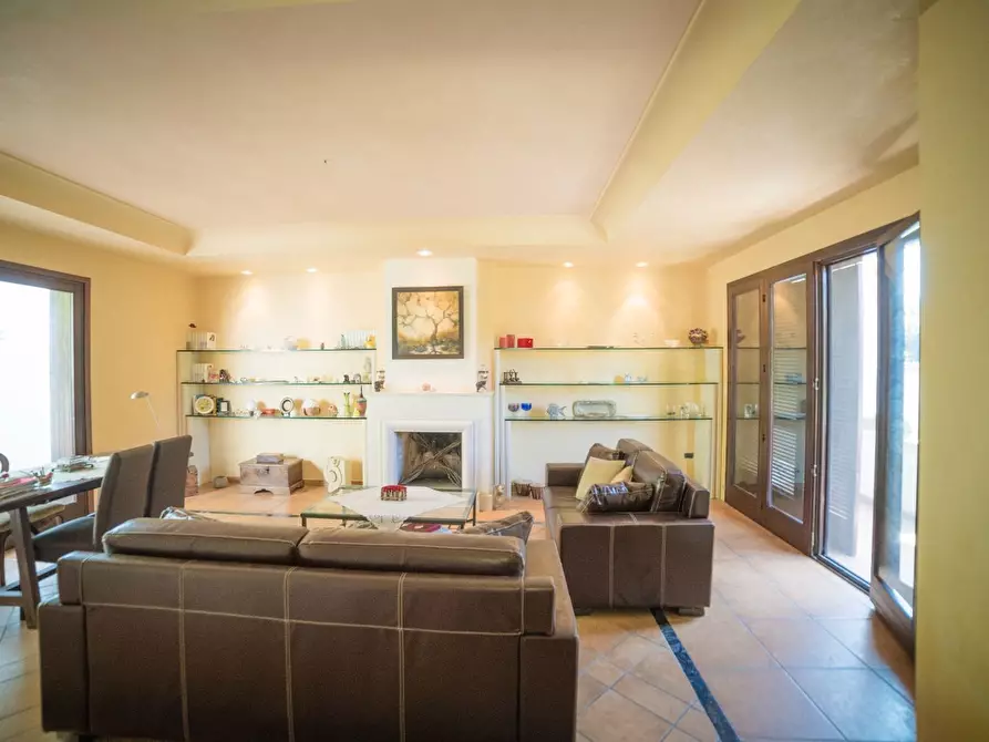 Immagine 61 di Villa in vendita  a Lizzanello