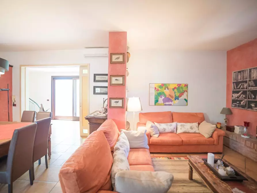 Immagine 52 di Villa in vendita  a Lizzanello