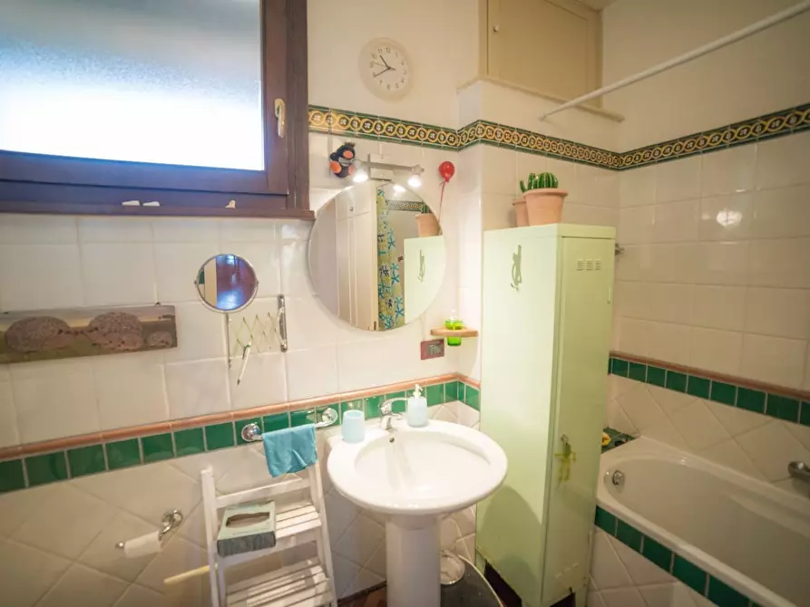 Immagine 76 di Villa in vendita  a Lizzanello